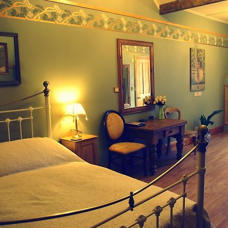 Crown House Suites Halifax Rom bilde