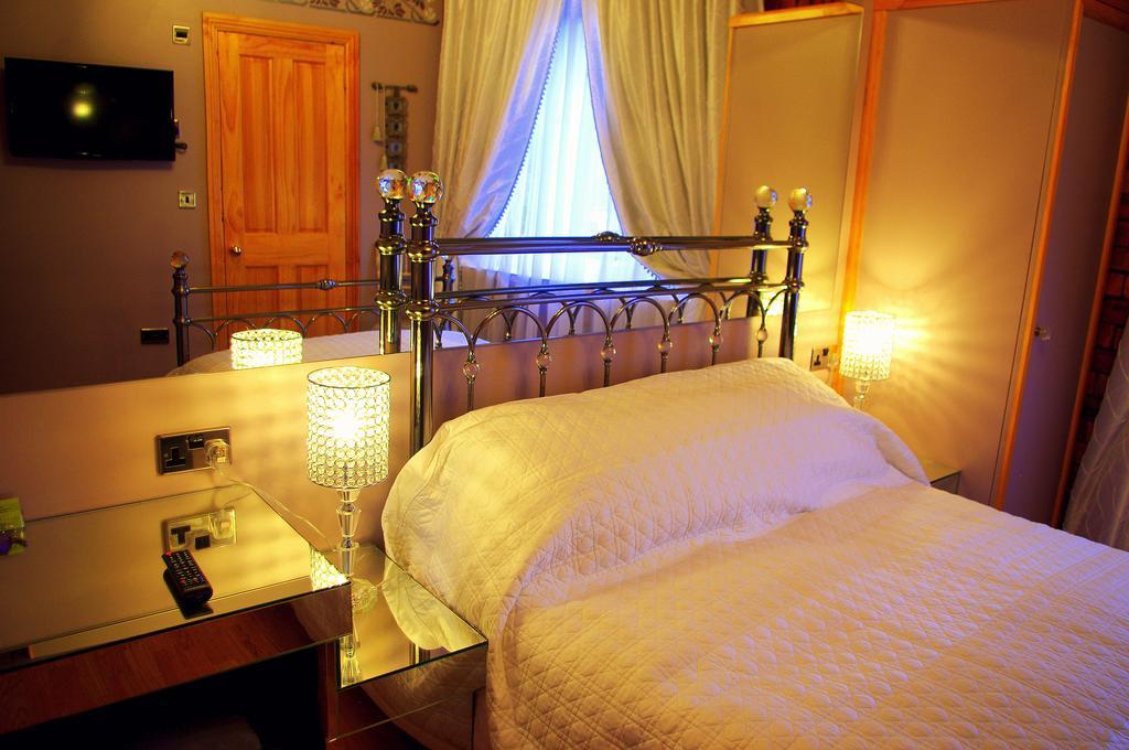 Crown House Suites Halifax Rom bilde