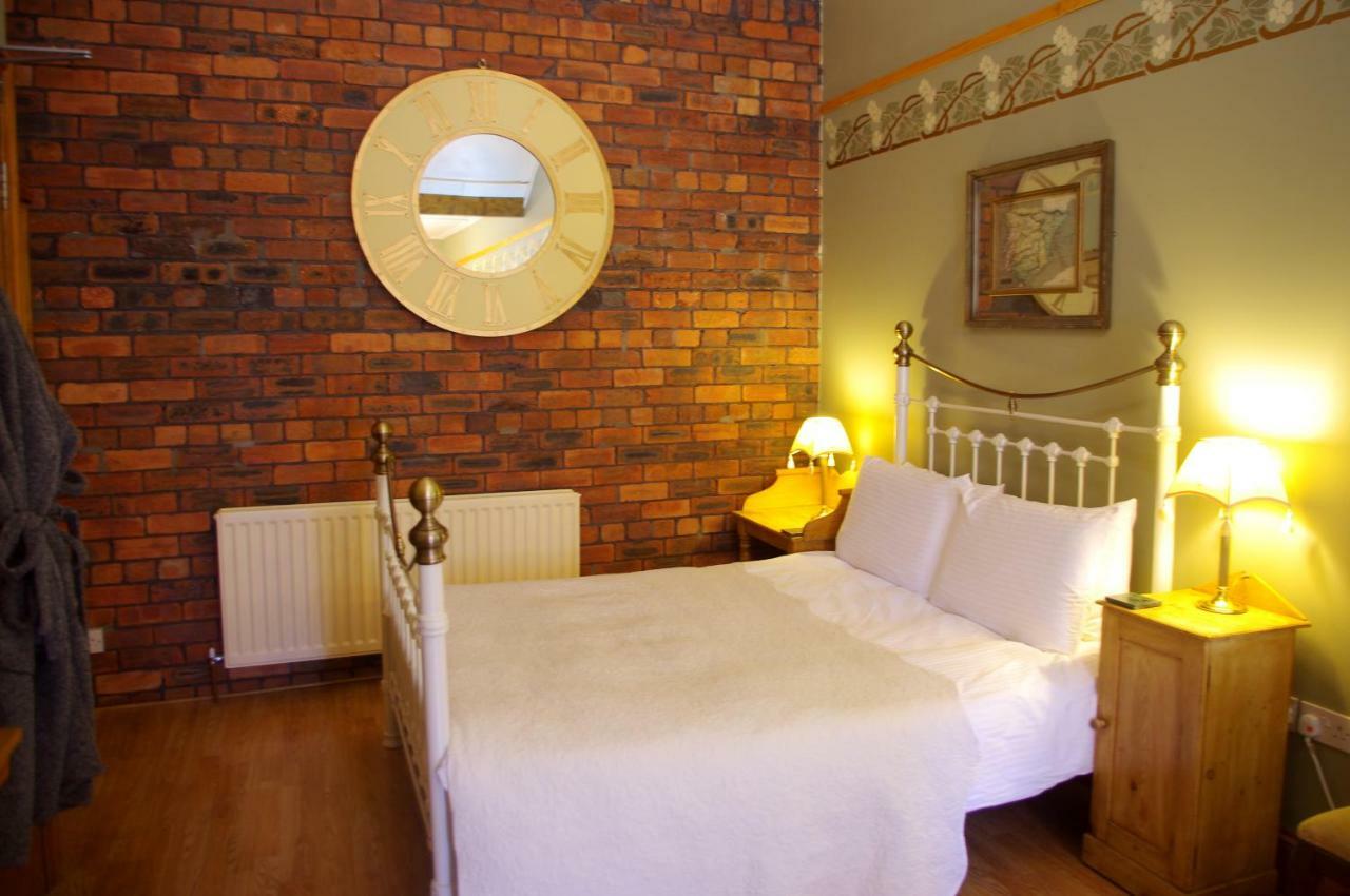 Crown House Suites Halifax Eksteriør bilde